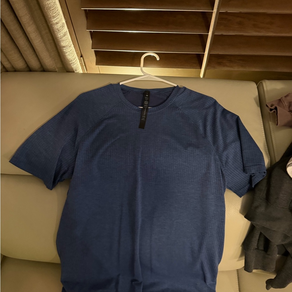 lululemon athletica Navy Short Sleeve Tee